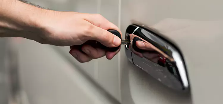 Why Choose Our Auto Locksmith Team in Brooklyn Park, MN?