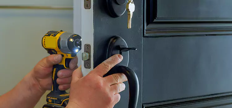 Commercial Door Lock Installation Brooklyn Park