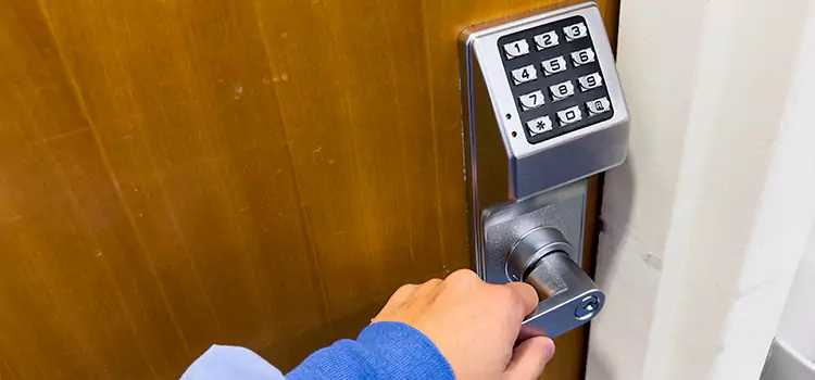 Why Choose Us for Your Keypad Lock Needs in Brooklyn Park, MN?